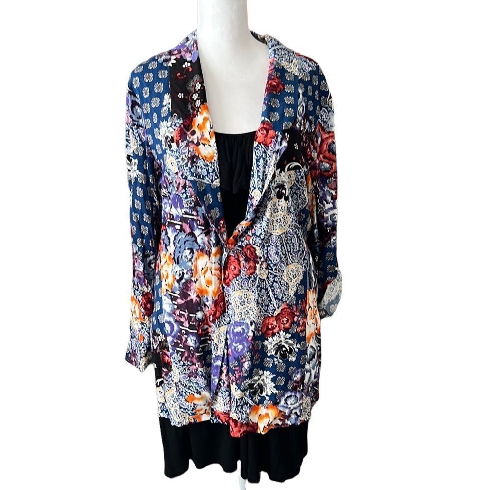 Jaase Rosella floral collage jacket notched collar side slits 1 button EUC